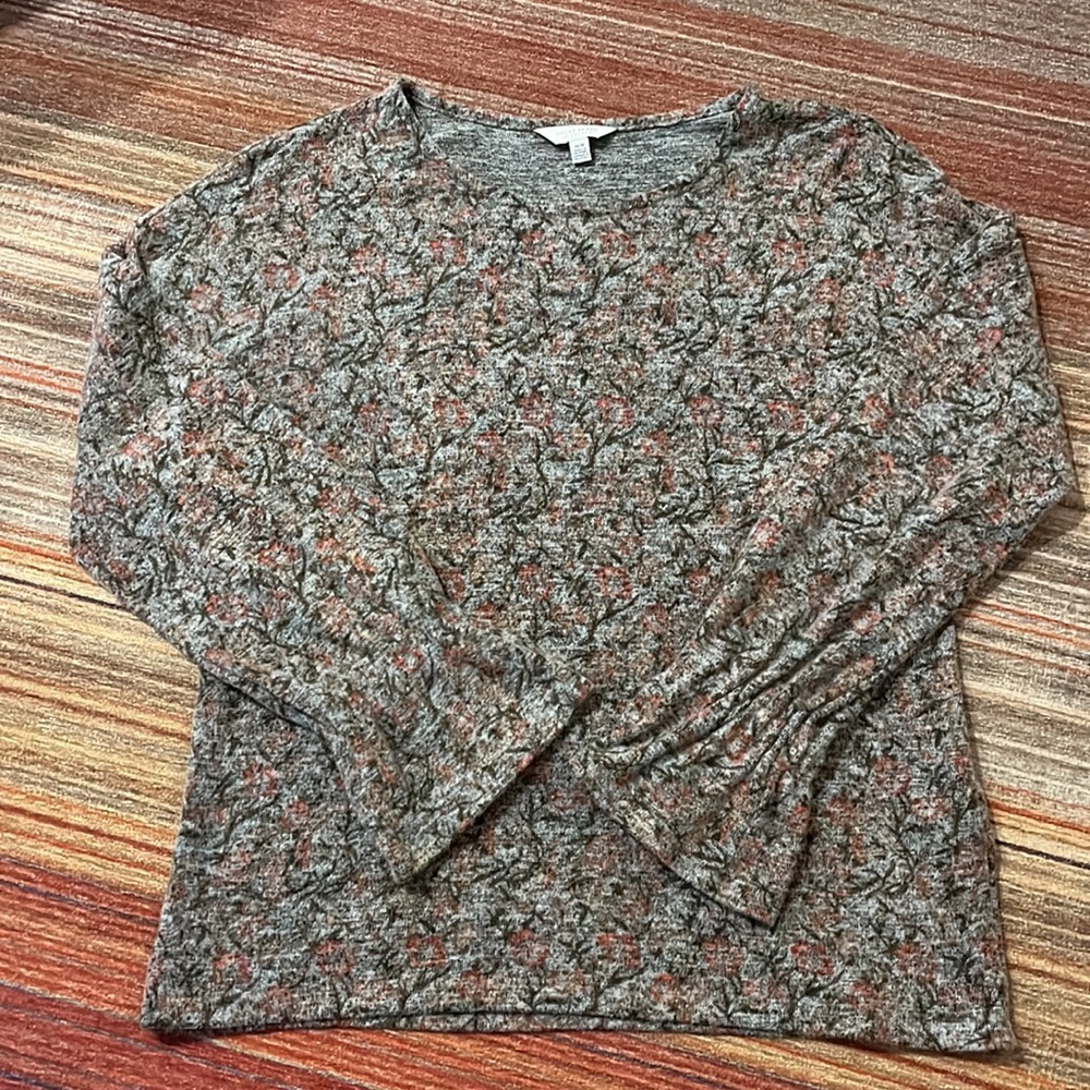 Women's Multicolor Sweater - Picture 4 of 10